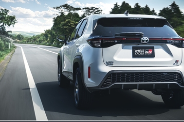 GR SPORT（ハイブリッド・2WD）